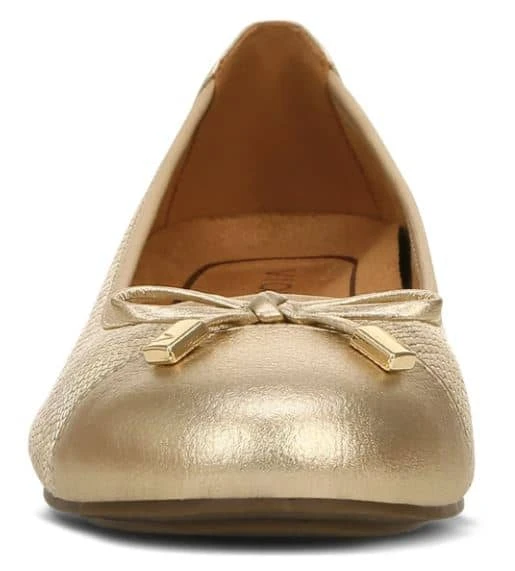 Vionic Women's Minna Ballet Flat Gold - Image 5